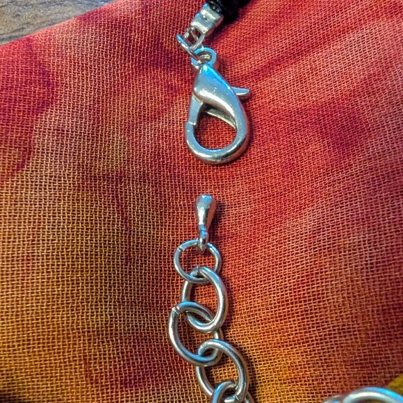 Black Big beaded Statement Chunky Necklace - Picture 3 of 6